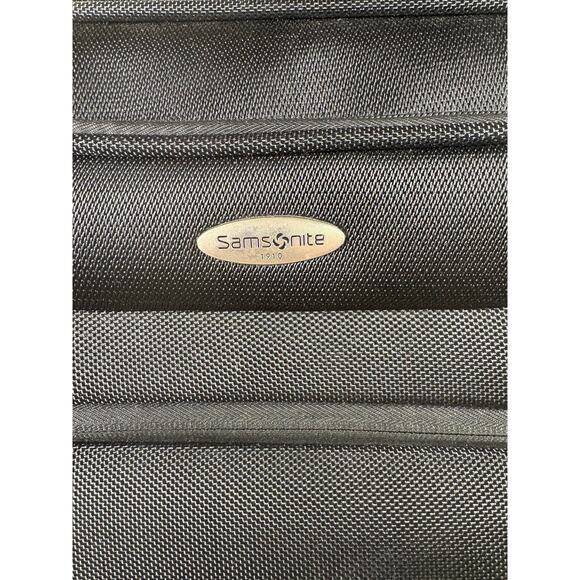 Samsonite Wheeled Business Brief Computer Laptop Case EUC - Picture 3 of 8